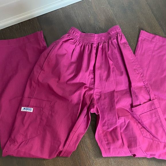 MOBB pink scrub pants - Picture 3 of 3